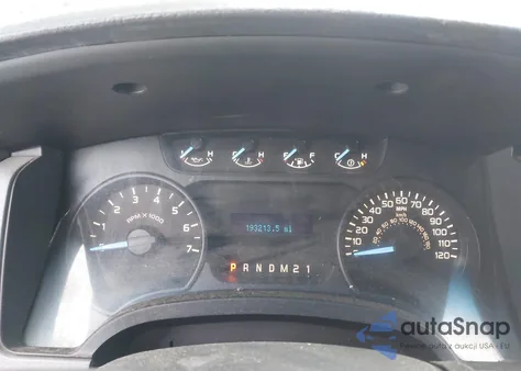 2011 Ford F-150 Xl из США, поврежденный, VIN 1FTMF1EM5BKD83118